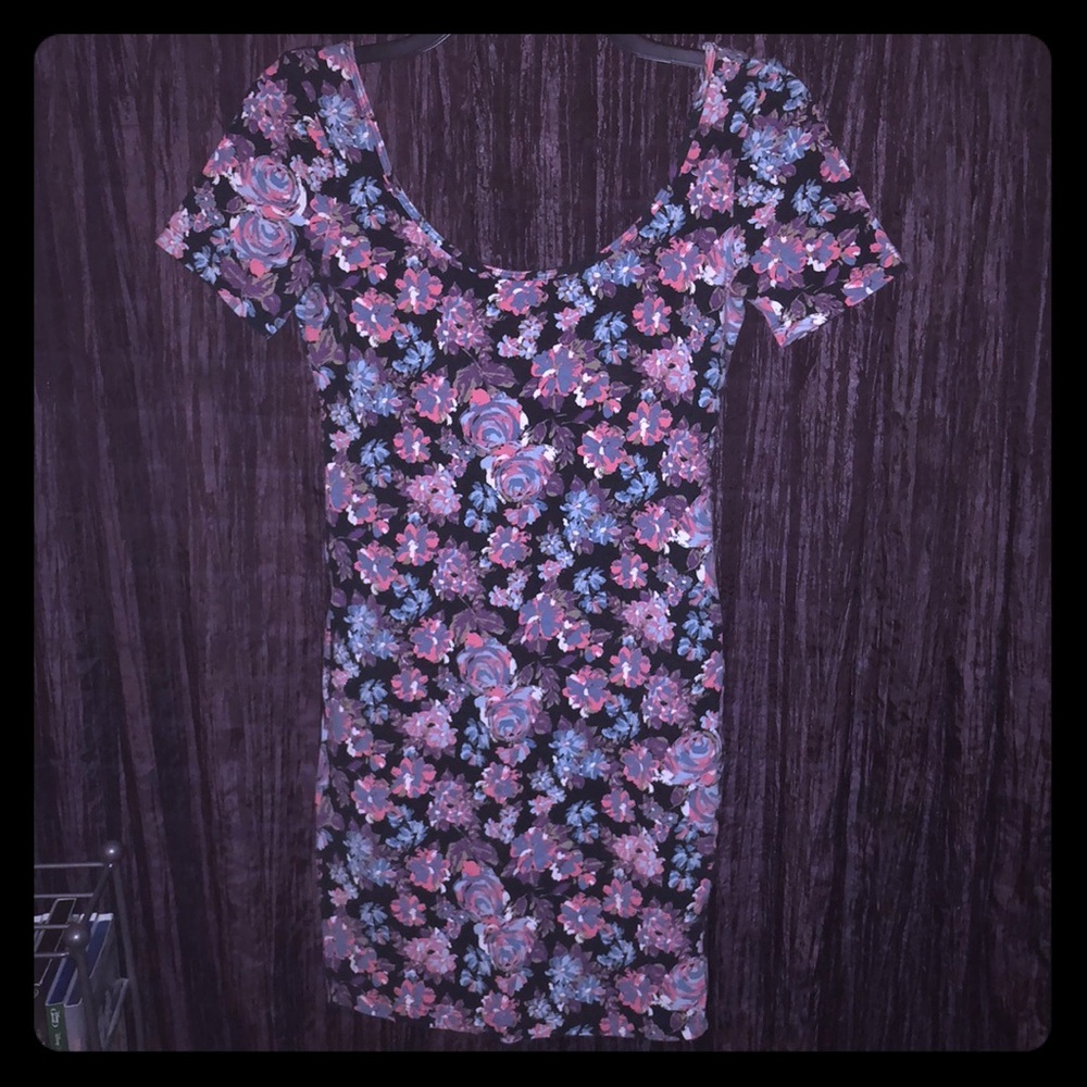Cute Summer Dress Size Small